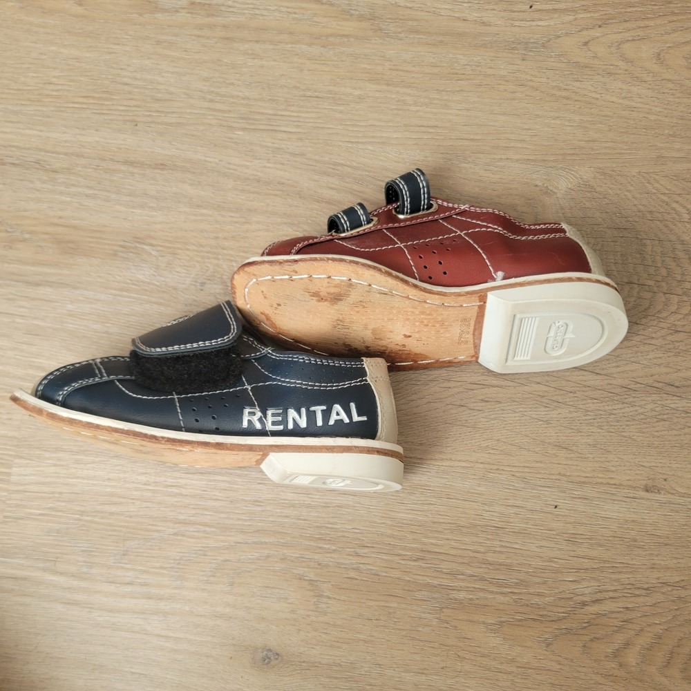 Classic Kids Bowling Shoes 11 Red White Blue Retro Rental Style Hook Loop